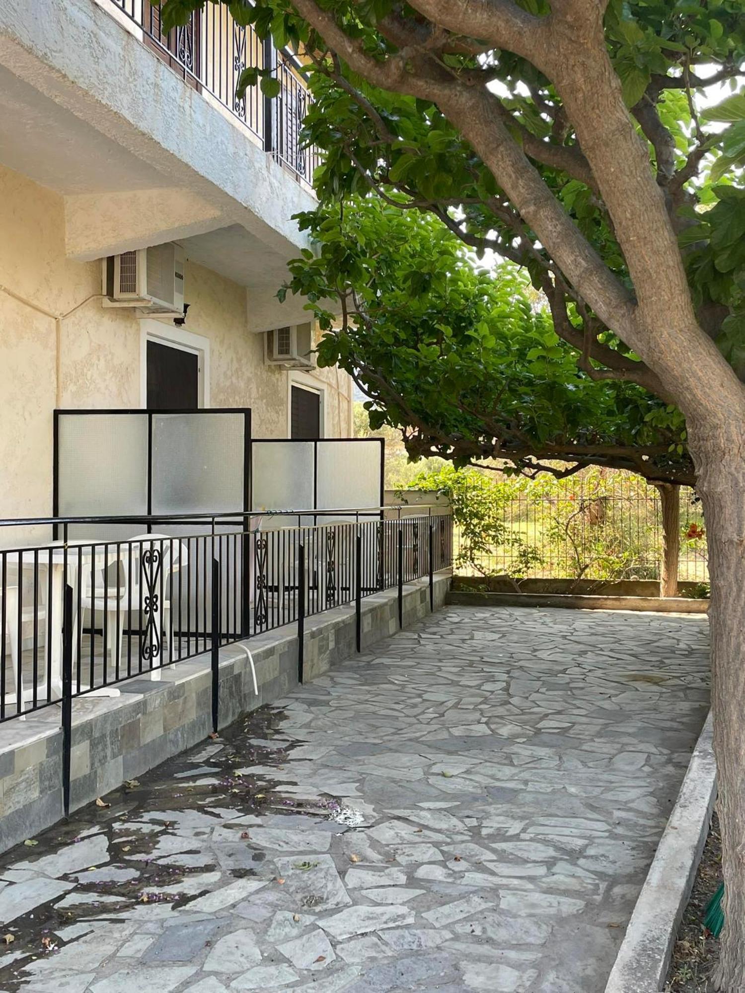Yfantis Sakis Apartment'S 에라티니 외부 사진